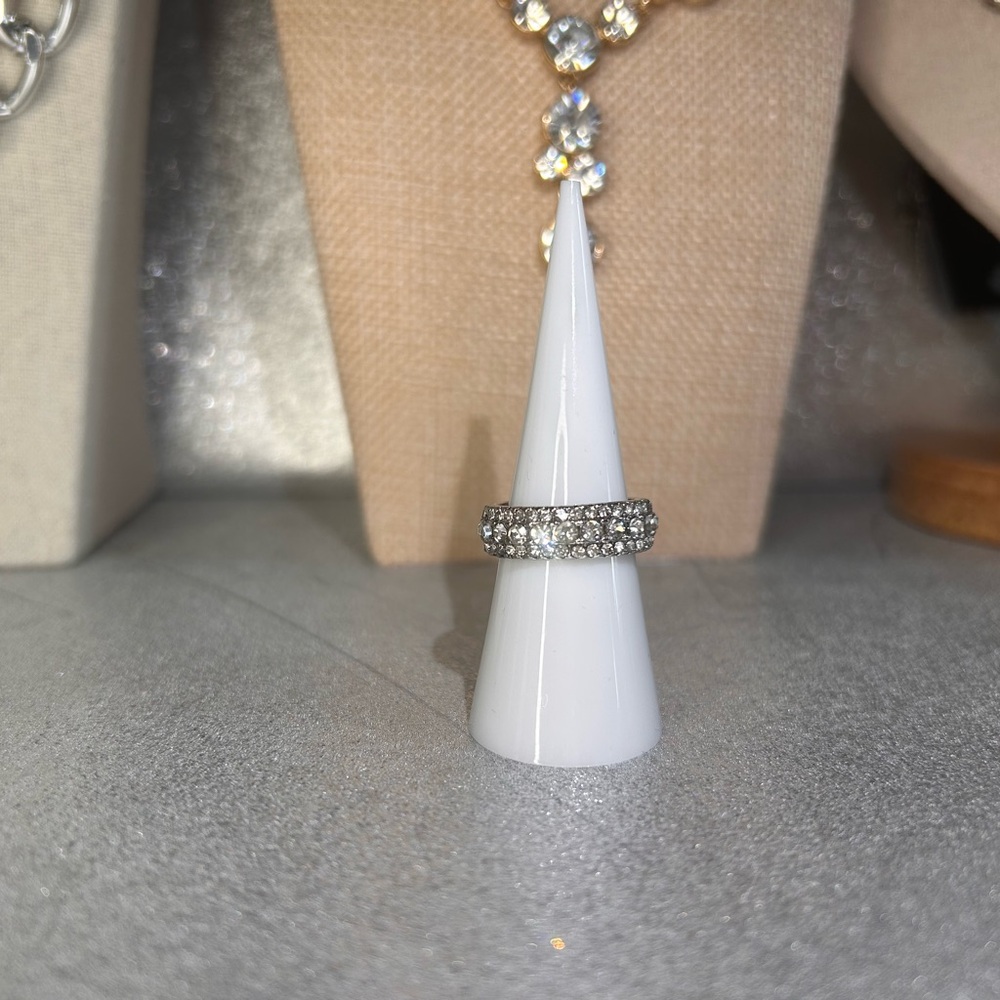 Dazzling Silver Crystal Band Ring Size 7